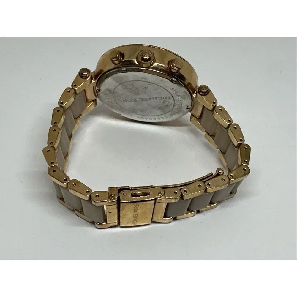 Michael Kors Parker MK5896 Women Rose Gold Analog Dial Quartz Wrist Watch NUL43